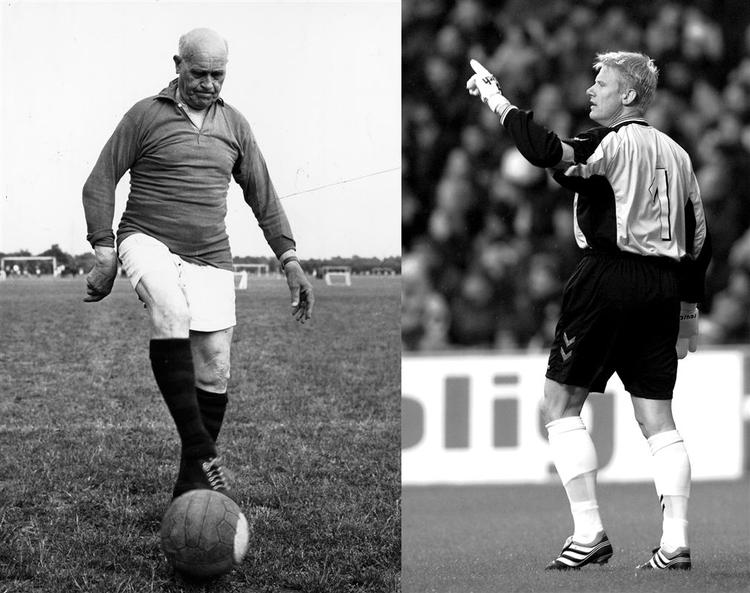 Sophus 'Krølben' Nielsen var den første, der nåede 25 landskampe for Danmark. Det var dengang i 1919 landskampsrekord, men den indehaves nu af Peter Schmeichel med 129 kampe. Fotos: Sigvald Holmer og Jens Dresling 