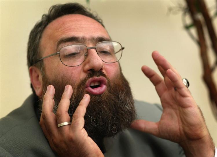 Omar Bakri: X-Factor er uislamisk. 
