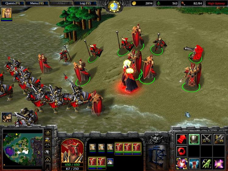 i Warcraft 3 ses spillets baner i fugleperspektiv. 
