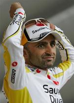 Leonardo Piepoli fra Italien var også dopet under Tour de France. Her jubler han efter at have vundet 10. etape i løbet. Arkivfoto. 