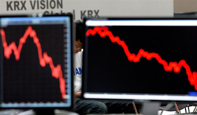 After a brief respite, the European markets are on a downer again. 