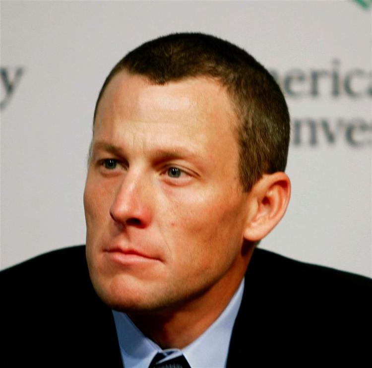 Lance Armstrong ved endnu ikke om han kommer til at køre årets Tour de France. Sikkert er det dog, at han er med i Giro d'Italia i maj 2009. 