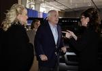 Amerikanske medier er begyndt at spekulere i, om Sarah Palin er ved at overtage John McCains kampagne. 