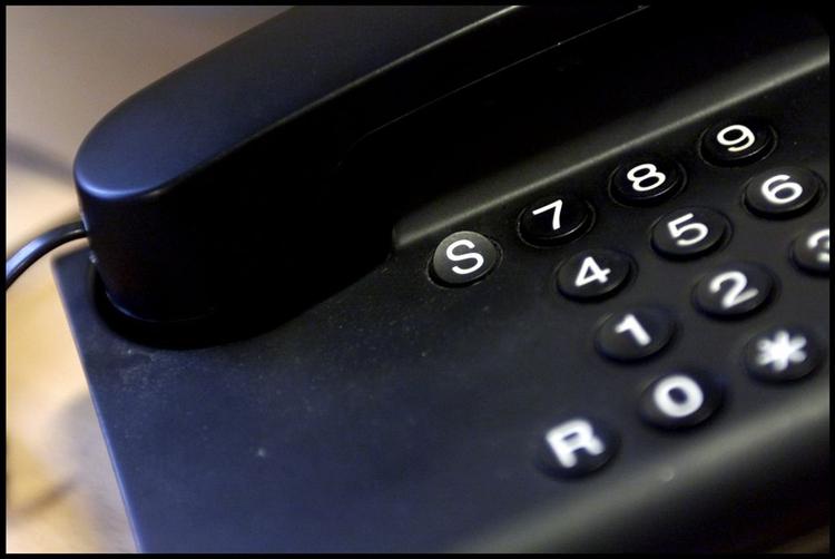 Selv om fastnetnummeret flyttes over på mobiltelefonen, kan man godt bevare sin nuværende internetforbindelse. 