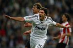 Real Madrids argentiner Gonzalo Higuain har scoret. 