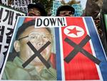 Vrede sydkoreanske demonstranter på gaden i Seoul i dag. 