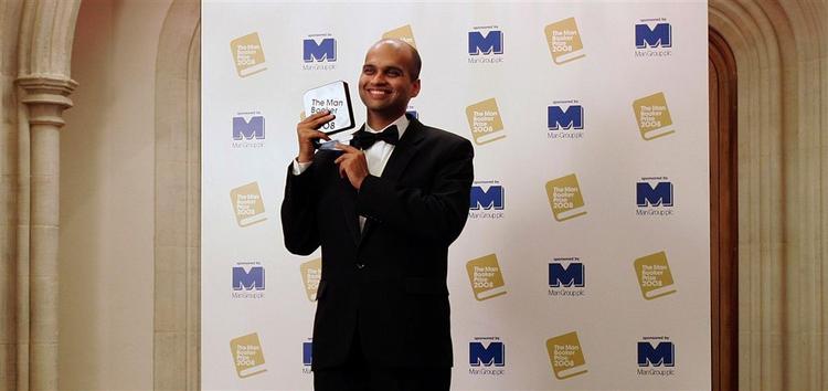 Indiske Aravind Adiga, der vandt sidste år Booker-pris. 
