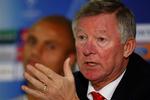 Alex Ferguson har ikke glemt Blatters støtte til Cristiano Ronaldos ønske om et skifte til Real Madrid tidligere i år. Ronaldo spiller dog fortsat i Manchester United under Ferguson. 