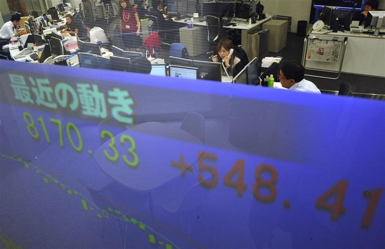 Det japanske Nikkei-indeks er nu over 8.000 point. 