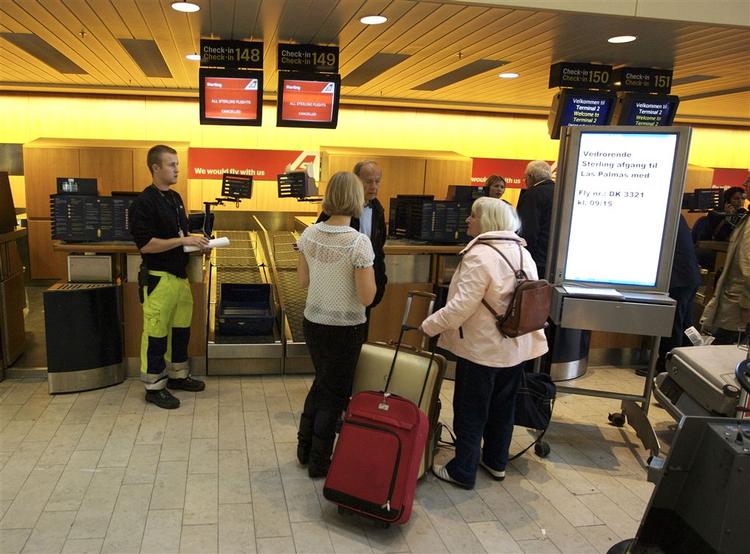 Flere passagerer var ikke blevet orienteret om Sterlings betalingsstandsning. 