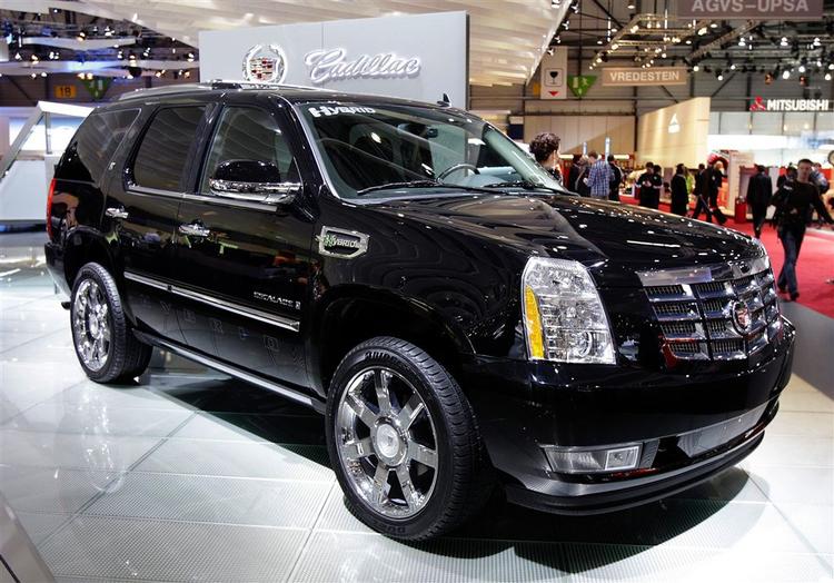 Cadillac Escalade har især været et hit i det amerikanske hiphop-miljø. Nu må de snart se sig om efter noget andet at køre i. 