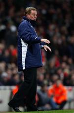61-årige Harry Redknapp guider sit hold gennem 4-4-kampen mod Arsenal. 