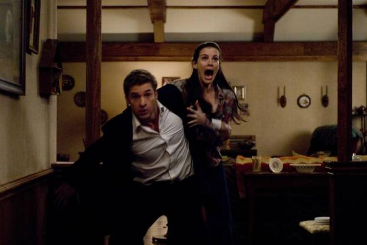 Liv Tyler og Scott Speedman er fremragende i hovedrollerne i Bryan Bertinos gyser 'The Strangers'. 