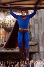 Indtil nu har den kemiske formel for et nyopdaget mineral i Serbien kun været kendt i form af formlen på Kryptonit fra Supermans planet Krypton. Her ses superhelten i filmen Superman Returns. 