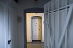 ventecelle. Nogle fængslede  sindssyge må vente i månedsvis på at komme i behandling, og den tid tilbringer de i deres celler, hvor deres psykiske problemer nemt kan blive forværret.  Foto: Miriam Dalsgaard 