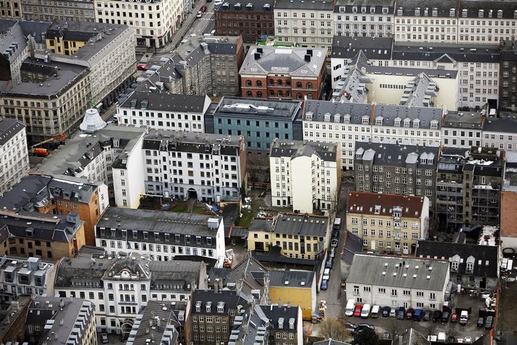 Omtrent 200.000 danske boligejere ville få langt flere penge i hænderne ved at skippe euroforbeholdet. 