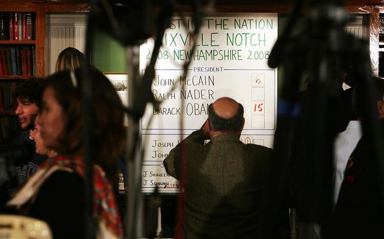 Byen Dixville Notch stemte 15-6 til Obamas fordel. 