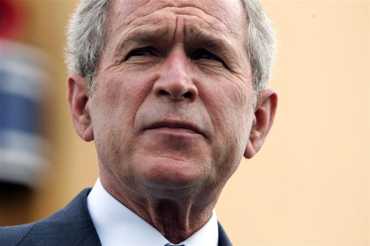 »Min kone påmindede mig med 'hey, som præsident af USA skal du være forsigtig med, hvad du siger«, fortæller Bush 