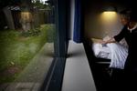 Der bæltefikseres lige mange patienter på de psykiatriske afdelinger, men til gengæld er de fikseret i kortere tid end tidligere. 
