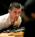 Den danske pokerstjerne Gustav "Gus" Hansen er med til at bekræfte billedet af pengespillere som mænd. 