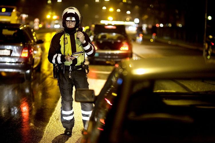 Flere steder i landet blev der holdt spritrazzia i går. Billedet er fra Gyldenløvsgade i København. 