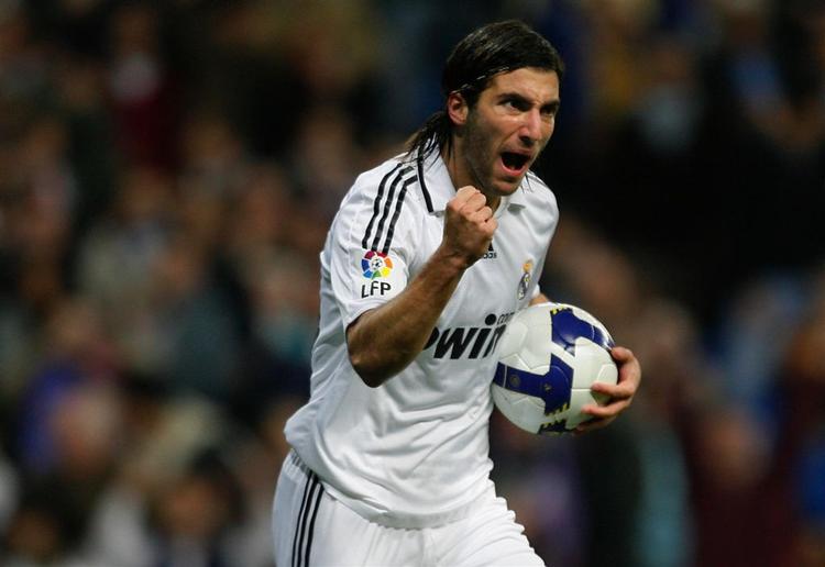Argentinske Gonzalo Higuain var den store oplevelse i Real Madrids 4-3-sejr over Malaga. 