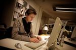 Hvis din chef ikke skal læse om dine tømmermænd eller den seneste eskapade i nattelivet, skal du ikke skrive om det på facebook. Simpelt, men mange glemmer det. 