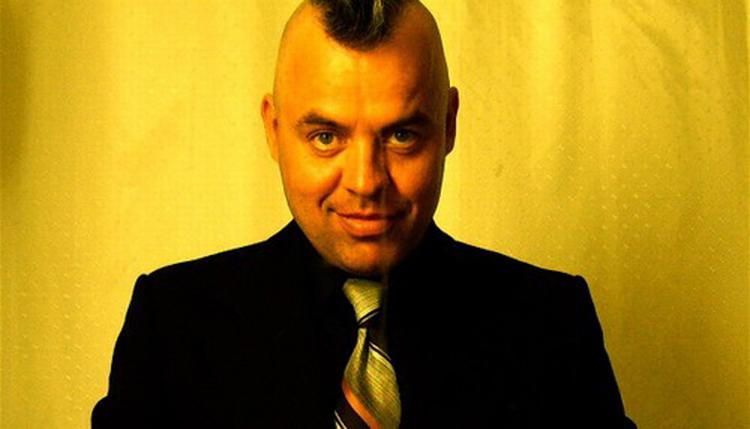 Lineup'et er en dansk jazzdrøm, og energien sprøjter fra afspilleren, når saxofonisten Thomas Hass fejrer sig selv og sin kvartet med ny udgivelse. 