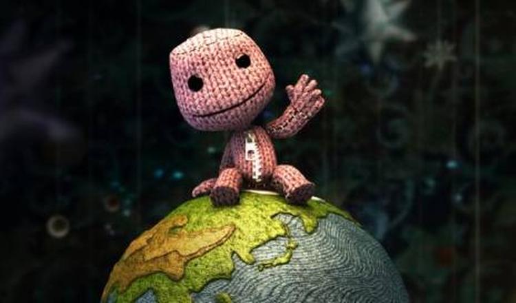 'LittleBigPlanet' er som at få stillet en stor kasse Lego foran sig - uden at skulle rydde op bagefter. Og ganske som Lego blotter det gladeligt alle sine byggeklodser. Aldrig tidligere har skabelse og spil været så tæt forbundet, når man via internettet deler sine kreationer med andre. 
