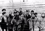 Jødiske børn i Auschwitz-lejren.Foto: AP 