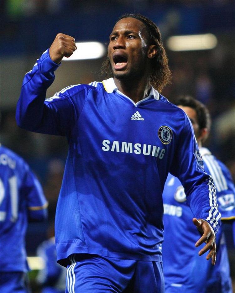 Didier Drogba scorede første mål, da Chelsea tabte til Burnley. 