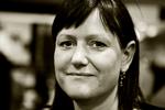 »For mig er det stort at kunne møde sådan nogle som Jan Guillou, Jo Nesbø og Åsa Larsson«, siger Inger Wolf. Foto: Sara Galbiati 