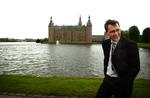 De rige kan slippe for billigt fra en grøn skattereform.  Hvis de lavtlønnede skal have glæde af reformen, skal skatten på arbejde sættes ned, mener Socialdemokraternes skatteordfører, Nick Hækkerup. 