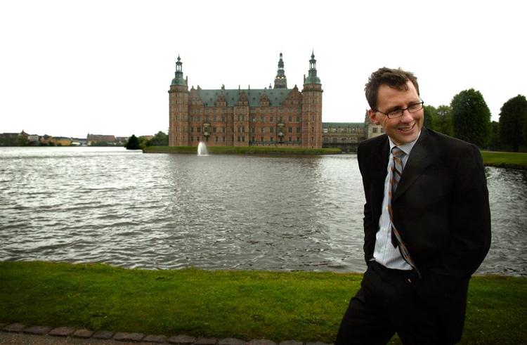 De rige kan slippe for billigt fra en grøn skattereform.  Hvis de lavtlønnede skal have glæde af reformen, skal skatten på arbejde sættes ned, mener Socialdemokraternes skatteordfører, Nick Hækkerup. 