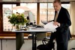 Krisen i finanssektoren betyder, at bankerne er mere tilbageholdende med at låne penge ud til Dansk Industris medlemmer. Men administrerende direktør  i DI, Hans Skov Christensen,  venter positiv vækst igen i 2010. 
