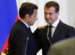 Nicholas Sarkozy: » USA's raketforsvar gør situationen mere kompliceret og forværrer vores sikkerhed«. På billedet ses Sarkozy sammen med den russiske præsident Dmitrij Medvedev 