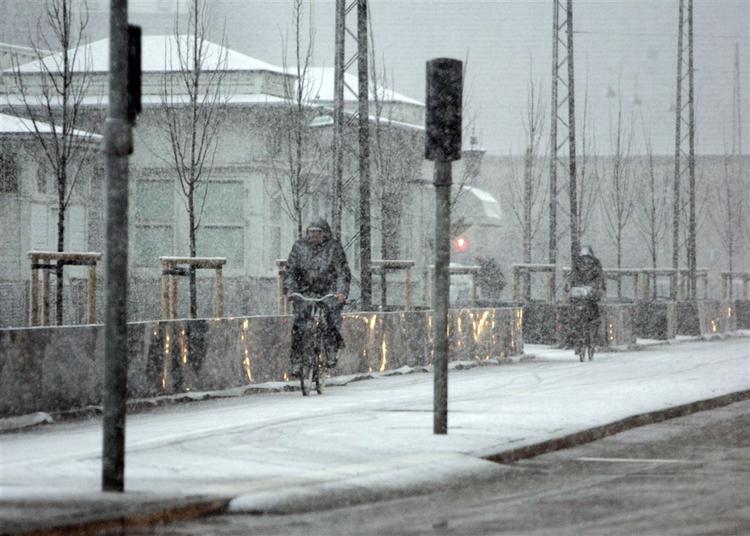 Tilbage i januar 2007 sneede det også i Danmark. Her ved Søerne i København. Arkivfoto. 