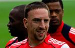 Fodboldstjernen Franck Ribery er stolt af sit ar, som han pådrog sig som dreng ved en trafikulykke. 