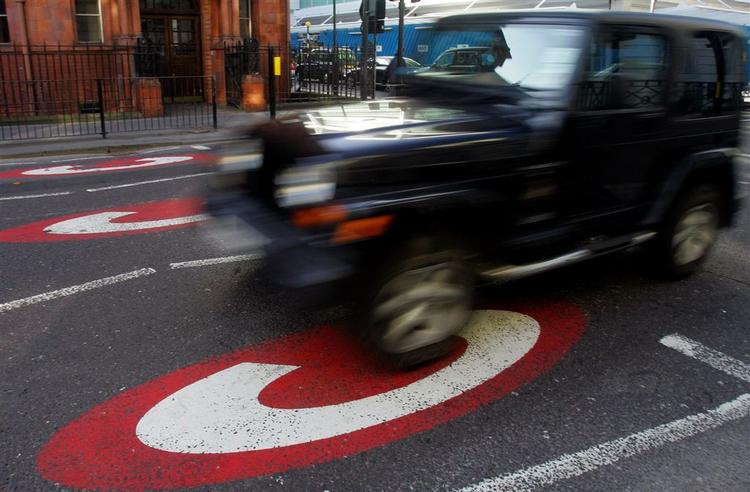'C' for 'Charge'. I London er der ligesom i flere andre byer indført kørselsafgifter. 