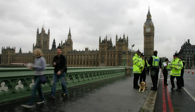 Britiske betjente afsløret som medlemmer af indvandrerkritisk parti. Arkivfoto. 