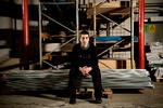 37-årige Elias Karkavandi fra Iran har boet i Danmark  i 15 år. Han har en udvisningsdom, men kan ikke udvises, fordi han risikerer forfølgelse i sit hjemland. I stedet skal han møde hver dag i Sandholm-lejren. Foto: Peter Hove Olesen 