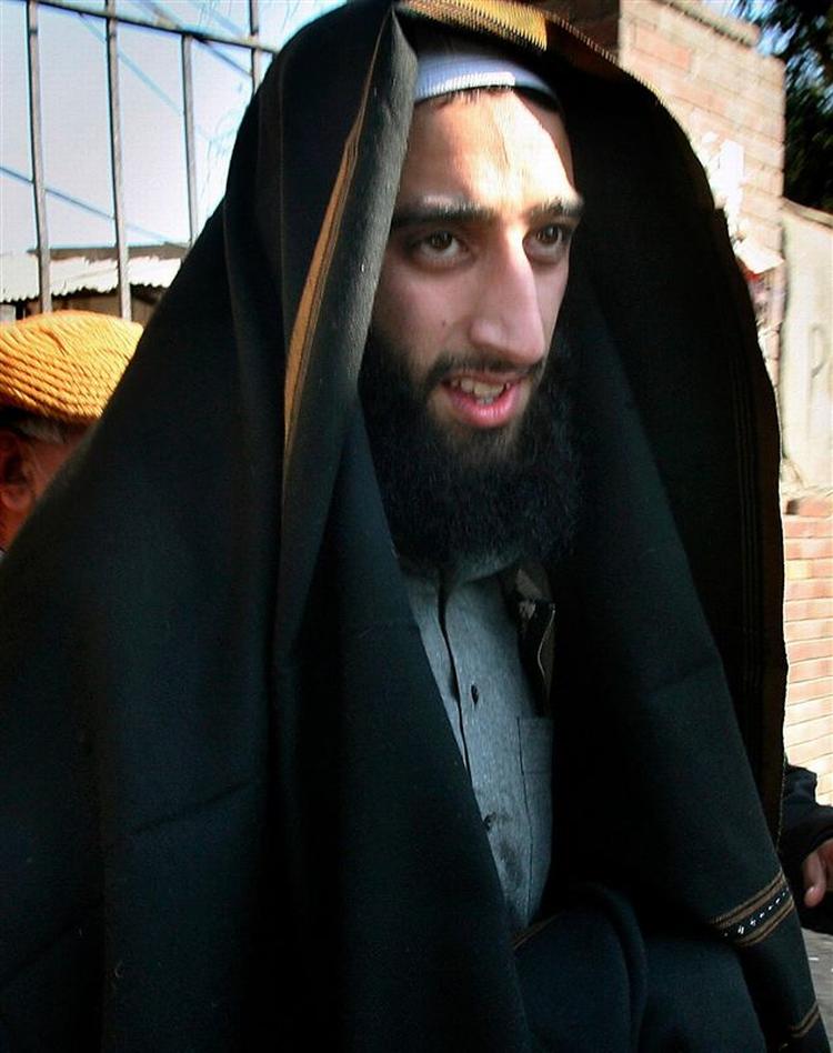 Rashid Rauf blev dømt for sine planer om at bombe et transatlantisk fly i 2006 og blev tilbageholdt af pakistansk politi. Det lykkedes ham dog at flygte i 2007. Arkivfoto. 