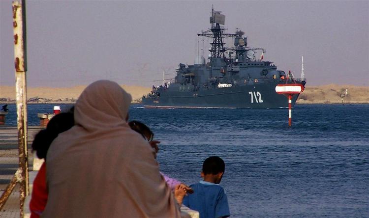 »Den maritime politioperation bør under FN-flag, og Vesten må tilbyde et gigantisk nødhjælps- og udviklingsprogram til Somalia og de andre lande på Hornet« 