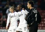 På banen kører det særdeles fornuftigt for FCK, men aktieselskabet bag klubben kæmper med finanskrisen. 