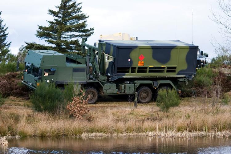 Fire nye fuldt pansrede MAN SX lastbiler er på vej til Afghanistan. 