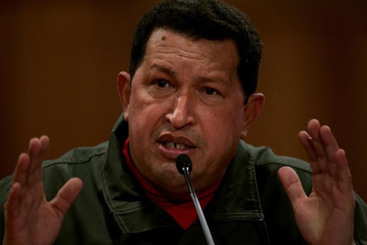 Chavez understreger, at han ikke personligt vil arbejde for forslaget, men at hans parti kan vælge at gøre det i løbet af 2009. 