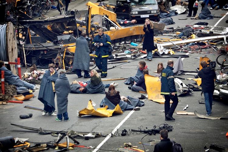 Terrorberedskabet er i fare, fordi regionen vil sænke antallet af ambulancer, advarer hovedstadsborgmestre. Arkivfoto fra terrorøvelse i København. 