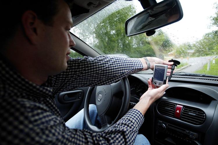 Få kontrol over din GPS med den lille ordbog. 