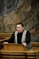 Lars-Emil Johansen, grønlandsk medlem af Folketinget for partiet Siumut, afviser Dansk Folkepartis anklager om propaganda. 