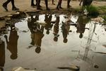 Harare og forstæder er dårligt kloakerede, og det skaber 'gode' forhold for landets koleraepidemi. 